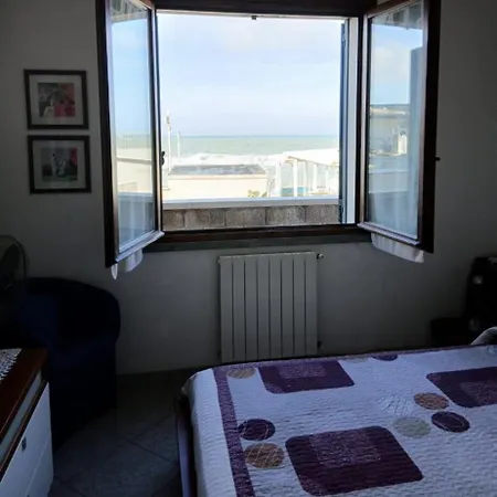 Lo Scoglietto A 20 Mt Dal Mare Con Grande Terrazza Privata Апартаменты *