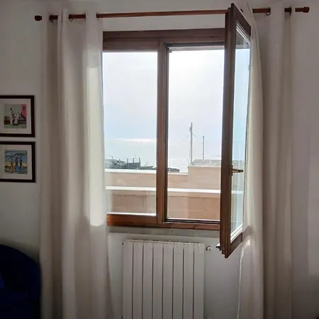 Lo Scoglietto A 20 Mt Dal Mare Con Grande Terrazza Privata Apartament